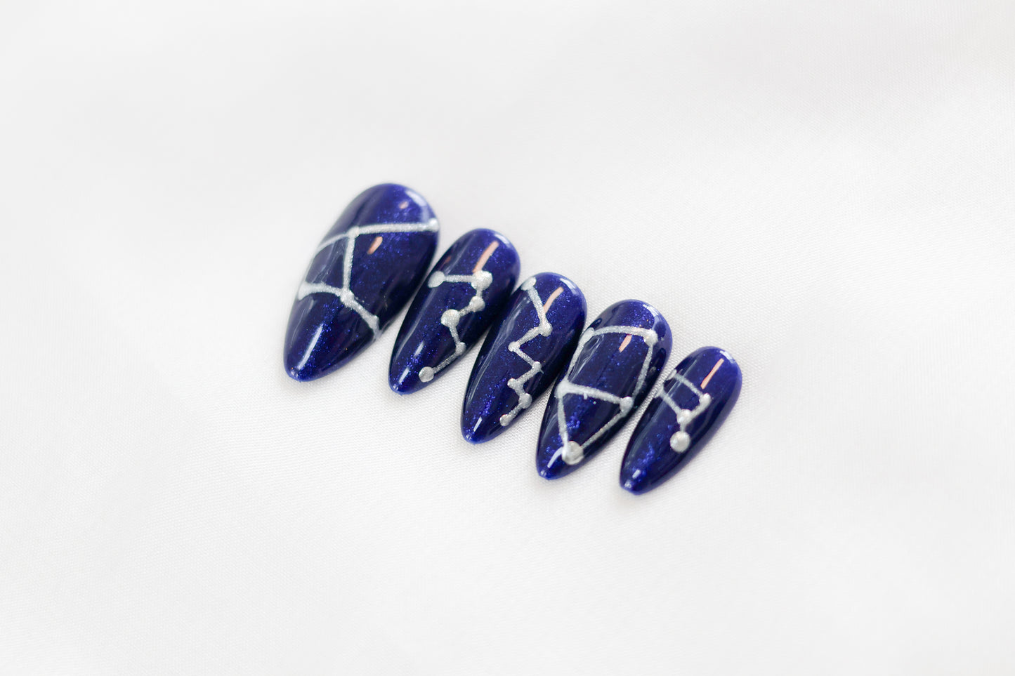 Chart The Constellations Press On Nail Set
