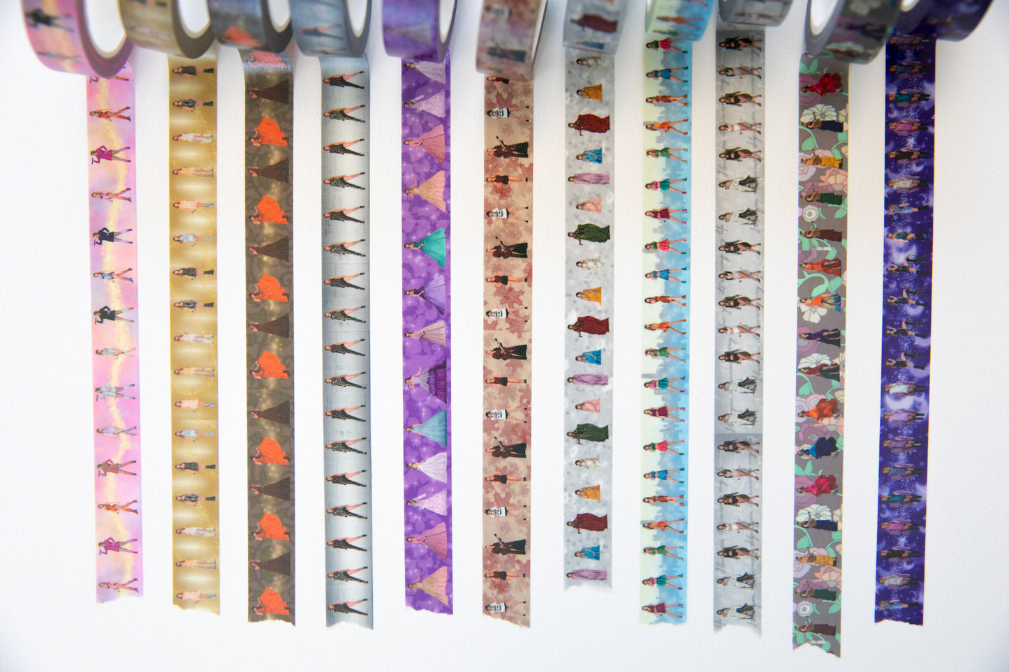 Eras Outfit Extra Large Deluxe Vault (Stickers, Magnets, and Magnetic Bookmarks, Washi Tape Set, and Notebook)