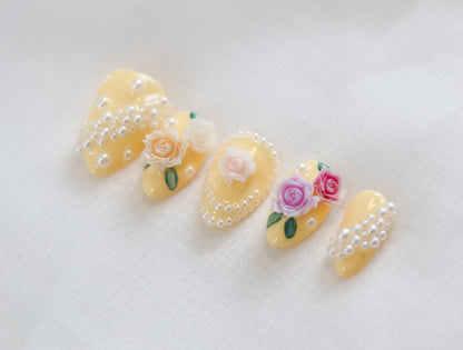 Garden Party Press On Nail Set