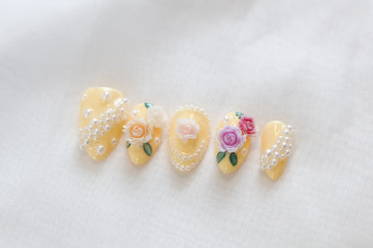 Garden Party Press On Nail Set