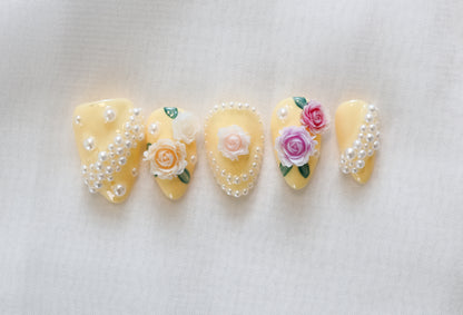 Garden Party Press On Nail Set