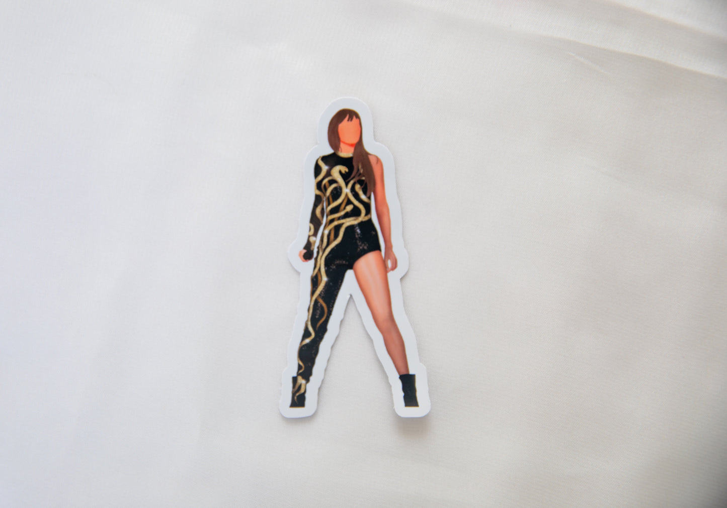 Gold Reputation Outfit Sticker