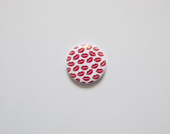 Red and White Lip Print Button Magnet