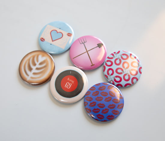 Short And Sweet Button Magnet Set